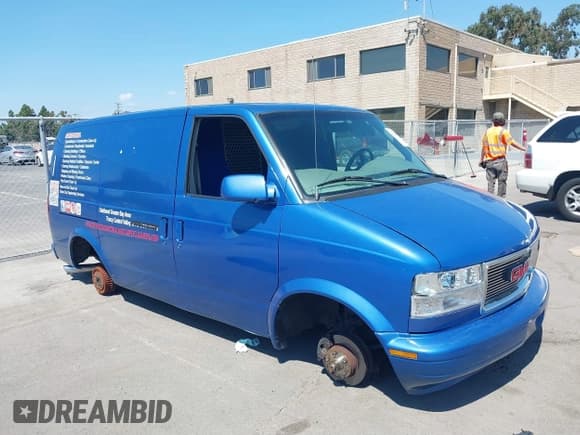 ✅ 1996 GMC Safari Cargo • VIN: 1GTDM19W2TB501189 • Лот: 38223202. Опубликован ранее на IAAI с пробегом 71 447 миль. Бесплатный доступ к архиву аукционных продаж из США и подробный отчёт об истории автомобиля на DreamBid. Изображение 1.