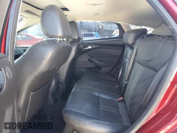 ✅ 2013 Ford Focus Titanium • VIN: 1FADP3N20DL137328 • Lot: 87285525. Listed on Copart with 282,713 mi. Free auction sales archive from the USA and detailed vehicle history report at DreamBid. Image 10.