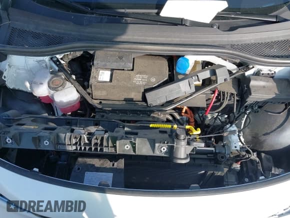 ✅ 2023 Volkswagen ID.4 Pro S • VIN: 1V2FMPE85PC011976 • Lot: 43817066. Wystawiony na IAAI z przebiegiem 24 856 mil. Bezpłatny archiwum sprzedaży aukcyjnych z USA i szczegółowy raport historii pojazdu na DreamBid. Zdjęcie 10.