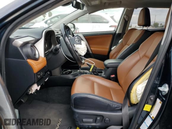 ✅ 2018 Toyota RAV4 Hybrid Limited • VIN: JTMDJREV2JD160303 • Lot: 92877515. Wystawiony na Copart z przebiegiem 90 960 mil. Bezpłatny archiwum sprzedaży aukcyjnych z USA i szczegółowy raport historii pojazdu na DreamBid. Zdjęcie 7.