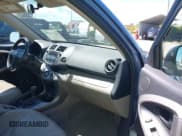 ✅ 2008 Toyota RAV4 Limited • VIN: JTMBK31V686028621 • Lot: 42703850. Listed on IAAI with Not provided. Free auction sales archive from the USA and detailed vehicle history report at DreamBid. Image 5.