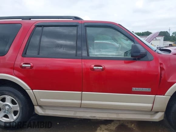 ✅ 2007 Ford Expedition Eddie Bauer • VIN: 1FMFU17577LA72906 • Lot: 42134402. Listed on IAAI with 341,083 mi. Free auction sales archive from the USA and detailed vehicle history report at DreamBid. Image 13.