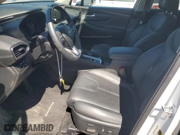 ✅ 2020 Hyundai Santa Fe Limited • VIN: 5NMS5CAD6LH240171 • Lot: 57211414. Wystawiony na Copart z przebiegiem 55 928 mil. Bezpłatny archiwum sprzedaży aukcyjnych z USA i szczegółowy raport historii pojazdu na DreamBid. Zdjęcie 7.