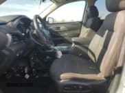 ✅ 2019 Chevrolet Traverse LT Cloth • VIN: 1GNEVMKW5KJ270362 • Lot: 92076155. Wystawiony na Copart z przebiegiem 418 996 mil. Bezpłatny archiwum sprzedaży aukcyjnych z USA i szczegółowy raport historii pojazdu na DreamBid. Zdjęcie 7.