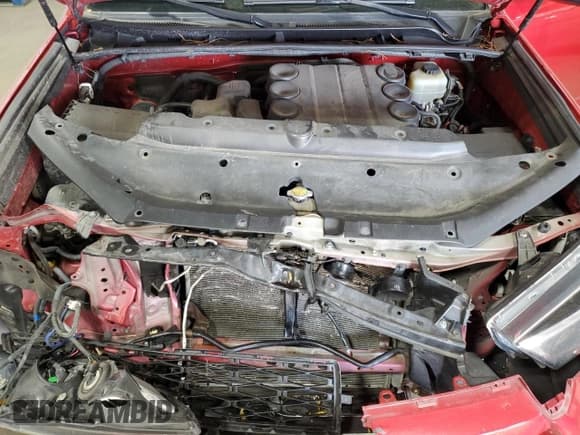 ✅ 2016 Toyota 4Runner Limited • VIN: JTEBU5JR8G5302250 • Lot: 92512845. Listed on Copart with 138,672 mi. Free auction sales archive from the USA and detailed vehicle history report at DreamBid. Image 12.