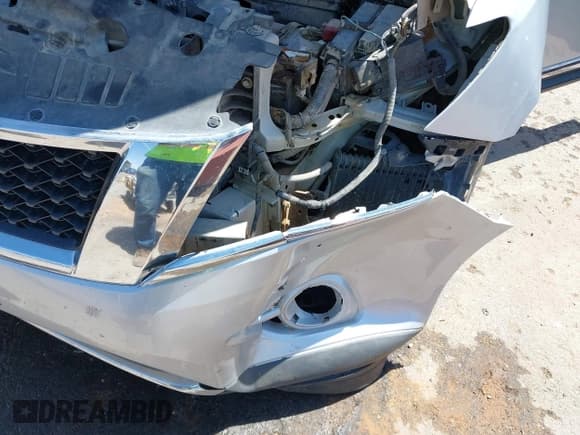 ✅ 2014 Nissan Pathfinder S • VIN: 5N1AR2MN7EC643118 • Lot: 42126204. Listed on IAAI with 102,960 mi. Free auction sales archive from the USA and detailed vehicle history report at DreamBid. Image 6.