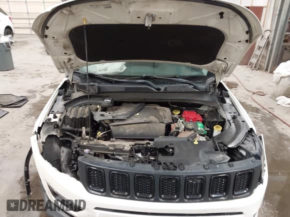 ✅ 2019 Jeep Compass Latitude • VIN: 3C4NJDBB2KT616748 • Lot: 43093628. Listed on IAAI with 87,538 mi. Free auction sales archive from the USA and detailed vehicle history report at DreamBid. Image 10.