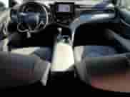 2022 Toyota Camry LE с VIN 4T1C11BK8NU068511, выставлен на аукционе Copart как лот 85269955 с пробегом 23 035 миль миль и Списание • Salvage title. История ставок и продаж доступна на DreamBid. Изображение 8.