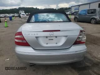 ✅ 2004 Mercedes-Benz CLK 320 • VIN: WDBTK65GX4T017827 • Lot: 71733924. Wystawiony na Copart z przebiegiem 139 585 mil. Bezpłatny archiwum sprzedaży aukcyjnych z USA i szczegółowy raport historii pojazdu na DreamBid. Zdjęcie 6.