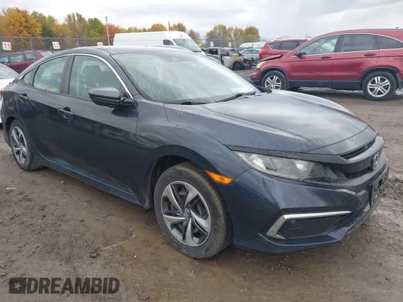 ✅ 2019 Honda Civic LX • VIN: 2HGFC2F66KH533561 • Lot: 43505632. Wystawiony na IAAI z przebiegiem 91 045 mil. Bezpłatny archiwum sprzedaży aukcyjnych z USA i szczegółowy raport historii pojazdu na DreamBid. Zdjęcie 1.
