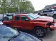 2007 Dodge Dakota SLT with VIN 1D7HW48K87S270838, listed as a IAAI auction lot 42150101 with 225,761 mi miles and . Bid and sale history available at DreamBid. Image 13.