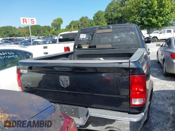 ✅ 2009 Dodge 1500 Laramie • VIN: 1D3HB13T79S719523 • Lot: 43015531. Wystawiony na IAAI z przebiegiem Nie podano. Bezpłatny archiwum sprzedaży aukcyjnych z USA i szczegółowy raport historii pojazdu na DreamBid. Zdjęcie 16.