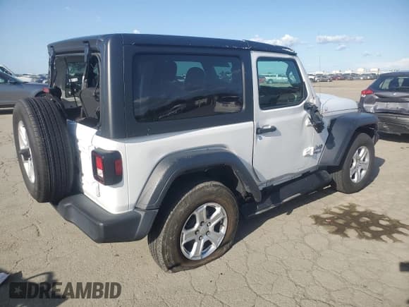 ✅ 2020 Jeep Wrangler Sport S • VIN: 1C4GJXAN1LW276039 • Лот: 51869825. Опубликован ранее на Copart с пробегом 37 876 миль. Бесплатный доступ к архиву аукционных продаж из США и подробный отчёт об истории автомобиля на DreamBid. Изображение 3.