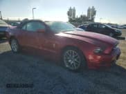 ✅ 2013 Ford Mustang Premium • VIN: 1ZVBP8EM3D5205848 • Лот: 93385575. Опубликован ранее на Copart с пробегом 132 562 миль. Бесплатный доступ к архиву аукционных продаж из США и подробный отчёт об истории автомобиля на DreamBid. Изображение 4.