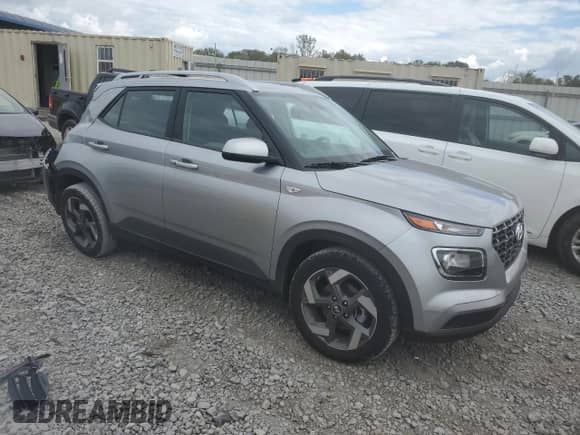 2024 Hyundai Venue SEL с VIN KMHRC8A37RU312470, выставлен на аукционе Copart как лот 72896744 с пробегом 3 771 миль миль и Списание • Salvage title. История ставок и продаж доступна на DreamBid. Изображение 4.