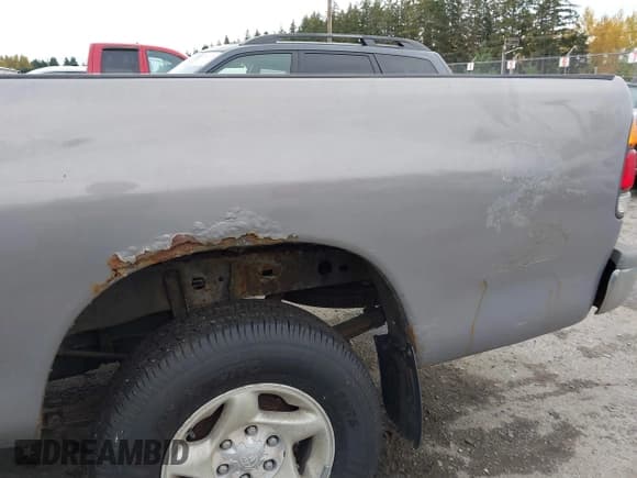 ✅ 2000 Toyota Tundra SR5 • VIN: 5TBBT441XYS124899 • Lot: 43627619. Wystawiony na IAAI z przebiegiem Nie podano. Bezpłatny archiwum sprzedaży aukcyjnych z USA i szczegółowy raport historii pojazdu na DreamBid. Zdjęcie 6.