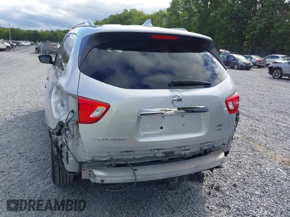 ✅ 2019 Nissan Pathfinder S • VIN: 5N1DR2MMXKC581052 • Lot: 42763098. Listed on IAAI with 71,534 mi. Free auction sales archive from the USA and detailed vehicle history report at DreamBid. Image 6.