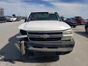 ✅ 2006 Chevrolet Silverado 2500HD Work Truck • VIN: 1GCHC23U56F170848 • Лот: 46299625. Опубликован ранее на Copart с пробегом 259 631 миль. Бесплатный доступ к архиву аукционных продаж из США и подробный отчёт об истории автомобиля на DreamBid. Изображение 5.