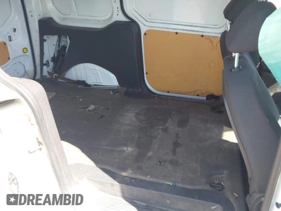 ✅ 2015 Ford Transit Connect XL • VIN: NM0LS7E71F1214923 • Lot: 42277407. Wystawiony na IAAI z przebiegiem 116 903 mil. Bezpłatny archiwum sprzedaży aukcyjnych z USA i szczegółowy raport historii pojazdu na DreamBid. Zdjęcie 8.