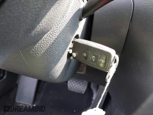 ✅ 2012 Volkswagen Jetta SE • VIN: 3VWDP7AJ6CM127542 • Lot: 42405701. Listed on IAAI with 137,240 mi. Free auction sales archive from the USA and detailed vehicle history report at DreamBid. Image 11.