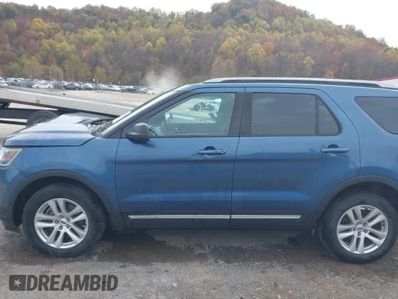 ✅ 2018 Ford Explorer XLT • VIN: 1FM5K8D84JGA02983 • Lot: 43463900. Wystawiony na IAAI z przebiegiem 61 514 mil. Bezpłatny archiwum sprzedaży aukcyjnych z USA i szczegółowy raport historii pojazdu na DreamBid. Zdjęcie 15.