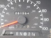 ✅ 1999 Ford F-250 XL • VIN: 1FTNX20F7XEE09160 • Lot: 41730434. Listed on IAAI with 261,564 mi. Free auction sales archive from the USA and detailed vehicle history report at DreamBid. Image 16.