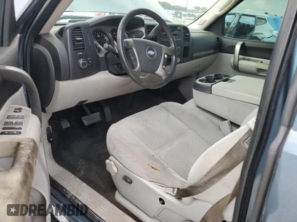 ✅ 2007 Chevrolet Silverado 1500 Work Truck • VIN: 2GCEC19C771699724 • Lot: 62085745. Listed on Copart with 213,151 mi. Free auction sales archive from the USA and detailed vehicle history report at DreamBid. Image 8.