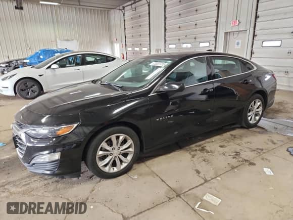 ✅ 2019 Chevrolet Malibu LT • VIN: 1G1ZD5ST4KF115824 • Lot: 72007735. Wystawiony na Copart z przebiegiem 114 386 mil mil. Skorzystaj z bezpłatnego archiwum sprzedaży aukcyjnych z USA i zobacz szczegółowy raport historii pojazdu na DreamBid. Zdjęcie 1.