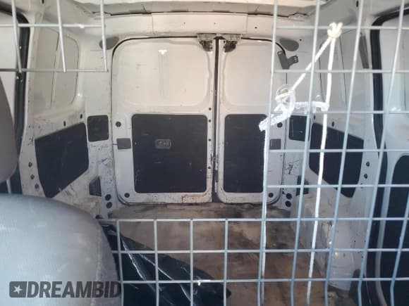 ✅ 2017 Nissan NV200 SV • VIN: 3N6CM0KN0HK693955 • Lot: 85694925. Wystawiony na Copart z przebiegiem 173 573 mil. Bezpłatny archiwum sprzedaży aukcyjnych z USA i szczegółowy raport historii pojazdu na DreamBid. Zdjęcie 10.