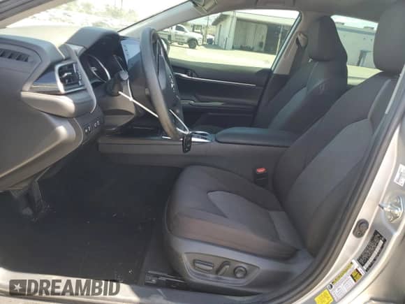 2021 Toyota Camry Hybrid LE with VIN 4T1C31AK8MU549059, listed as a Copart auction lot 71496045 with 84,184 mi miles and Salvage title. Bid and sale history available at DreamBid. Image 7.