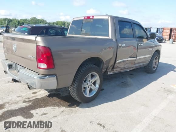 ✅ 2010 Dodge 1500 Sport • VIN: 1D7RV1CT5AS144417 • Lot: 43027380. Wystawiony na IAAI z przebiegiem 123 759 mil. Bezpłatny archiwum sprzedaży aukcyjnych z USA i szczegółowy raport historii pojazdu na DreamBid. Zdjęcie 4.