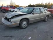 ✅ 1996 Buick Regal Custom • VIN: 2G4WB52K5T1517380 • Lot: 83106314. Listed on Copart with 112,411 mi. Free auction sales archive from the USA and detailed vehicle history report at DreamBid. Image 1.