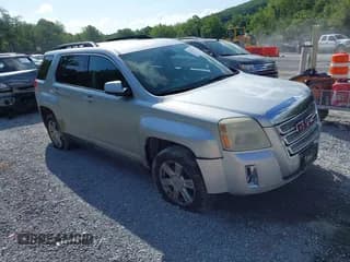 ✅ 2013 GMC Terrain SLE • VIN: 2GKALSEK8D6205083 • Lot: 42711064. Wystawiony na IAAI z przebiegiem 218 704 mil. Bezpłatny archiwum sprzedaży aukcyjnych z USA i szczegółowy raport historii pojazdu na DreamBid. Zdjęcie 1.