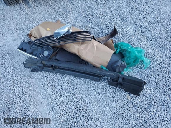 ✅ 2006 Saturn VUE • VIN: 5GZCZ63486S873639 • Lot: 52771245. Wystawiony na Copart z przebiegiem 237 393 mil. Bezpłatny archiwum sprzedaży aukcyjnych z USA i szczegółowy raport historii pojazdu na DreamBid. Zdjęcie 15.