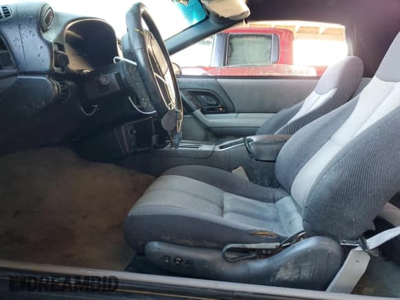 ✅ 1994 Chevrolet Camaro Z28 • VIN: 2G1FP32P6R2173799 • Лот: 44282745. Опубликован ранее на Copart с пробегом 122 124 миль. Бесплатный доступ к архиву аукционных продаж из США и подробный отчёт об истории автомобиля на DreamBid. Изображение 7.