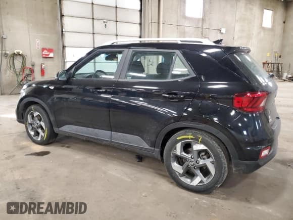 ✅ 2022 Hyundai Venue SEL • VIN: KMHRC8A35NU135699 • Lot: 43064265. Listed on Copart with 61,111 mi. Free auction sales archive from the USA and detailed vehicle history report at DreamBid. Image 2.