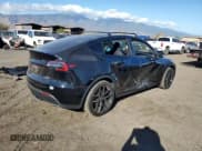 ✅ 2022 Tesla Model Y Long Range • VIN: 7SAYGDEE2NF391349 • Lot: 85351924. Wystawiony na Copart z przebiegiem 5 670 mil. Bezpłatny archiwum sprzedaży aukcyjnych z USA i szczegółowy raport historii pojazdu na DreamBid. Zdjęcie 3.