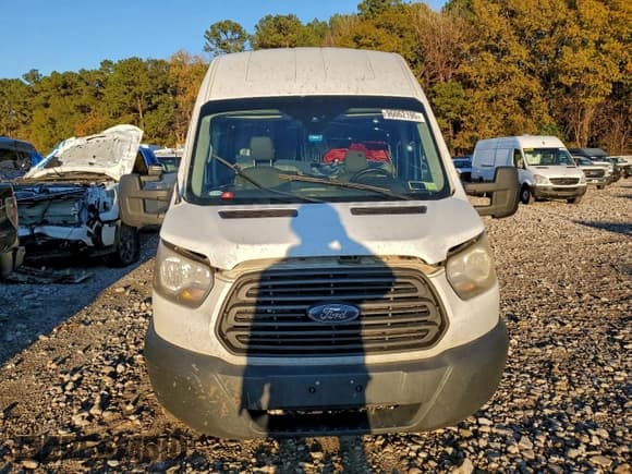 ✅ 2017 Ford Transit • VIN: 1FTBW3XM8HKB19934 • Lot: 96062195. Wystawiony na Copart z przebiegiem 902 053 mil. Bezpłatny archiwum sprzedaży aukcyjnych z USA i szczegółowy raport historii pojazdu na DreamBid. Zdjęcie 5.