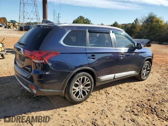 ✅ 2018 Mitsubishi Outlander SE • VIN: JA4AD3A39JZ003263 • Lot: 89815035. Wystawiony na Copart z przebiegiem 109 311 mil. Bezpłatny archiwum sprzedaży aukcyjnych z USA i szczegółowy raport historii pojazdu na DreamBid. Zdjęcie 3.
