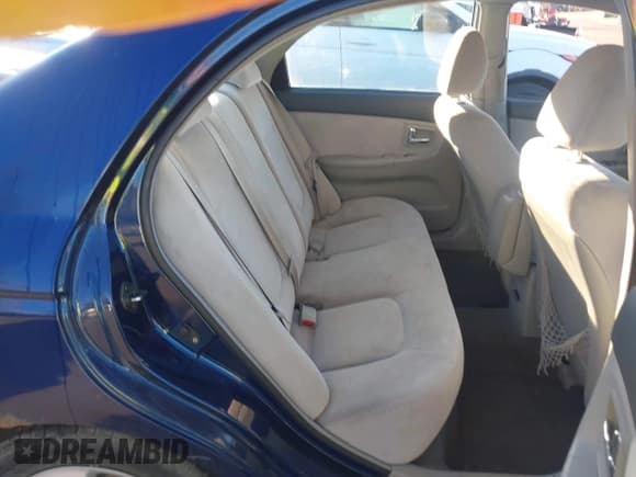 ✅ 2007 Kia Spectra EX • VIN: KNAFE121875452568 • Lot: 43529024. Wystawiony na IAAI z przebiegiem 260 831 mil. Bezpłatny archiwum sprzedaży aukcyjnych z USA i szczegółowy raport historii pojazdu na DreamBid. Zdjęcie 8.