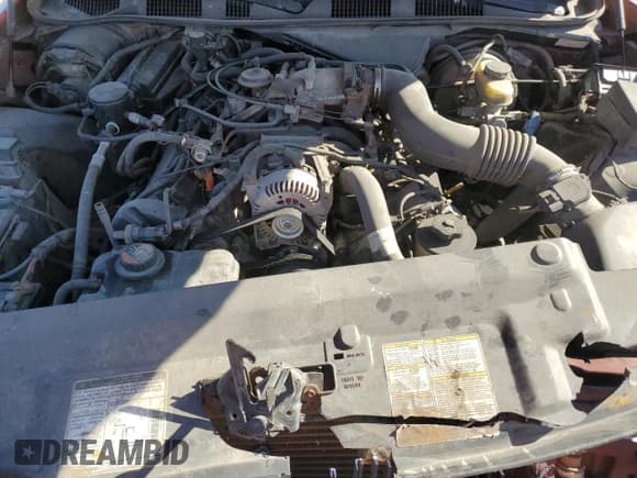 ✅ 2000 Mercury Grand Marquis GS • VIN: 2MEFM74W6YX689107 • Lot: 82719615. Wystawiony na Copart z przebiegiem 85 497 mil. Bezpłatny archiwum sprzedaży aukcyjnych z USA i szczegółowy raport historii pojazdu na DreamBid. Zdjęcie 11.