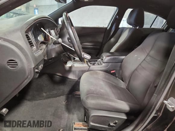 ✅ 2014 Dodge Charger RT Plus • VIN: 2C3CDXDT2EH372395 • Lot: 87417875. Wystawiony na Copart z przebiegiem 89 954 mil. Bezpłatny archiwum sprzedaży aukcyjnych z USA i szczegółowy raport historii pojazdu na DreamBid. Zdjęcie 7.