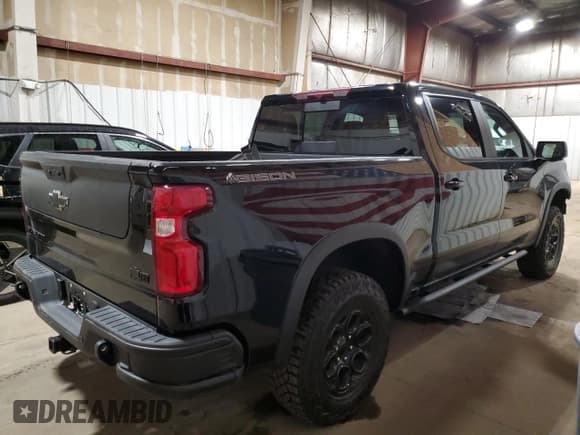 ✅ 2025 Chevrolet Silverado 1500 • VIN: 3GCUKHE83SG131804 • Lot: 90721835. Wystawiony na Copart z przebiegiem 265 mil. Bezpłatny archiwum sprzedaży aukcyjnych z USA i szczegółowy raport historii pojazdu na DreamBid. Zdjęcie 3.