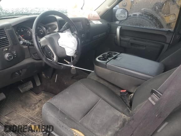 ✅ 2012 Chevrolet Silverado 2500HD • VIN: 1GC2KXEG0CZ324633 • Lot: 84312294. Listed on Copart with 175,042 mi. Free auction sales archive from the USA and detailed vehicle history report at DreamBid. Image 8.