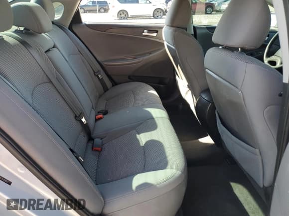 ✅ 2014 Hyundai Sonata GLS • VIN: 5NPEB4AC1EH818671 • Lot: 72816274. Listed on Copart with 163,775 mi. Free auction sales archive from the USA and detailed vehicle history report at DreamBid. Image 10.