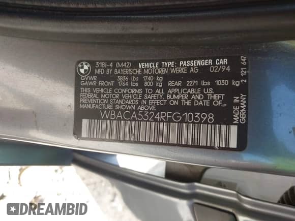 1994 BMW 3 Series с VIN WBACA5324RFG10398, выставлен на аукционе IAAI как лот 43429143 с пробегом Не указан миль и . История ставок и продаж доступна на DreamBid. Изображение 9.