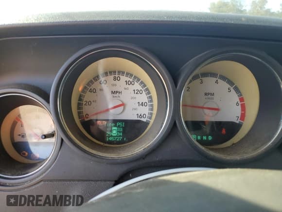 ✅ 2009 Dodge Challenger R/T • VIN: 2B3LJ54TX9H587457 • Lot: 78522144. Wystawiony na Copart z przebiegiem 145 727 mil. Bezpłatny archiwum sprzedaży aukcyjnych z USA i szczegółowy raport historii pojazdu na DreamBid. Zdjęcie 9.