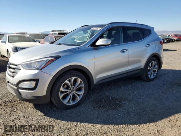 ✅ 2015 Hyundai Santa Fe • VIN: 5XYZUDLA5FG300515 • Лот: 83794975. Опубликован ранее на Copart с пробегом 120 811 миль. Бесплатный доступ к архиву аукционных продаж из США и подробный отчёт об истории автомобиля на DreamBid. Изображение 1.