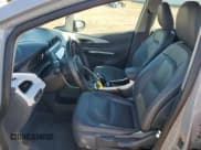 ✅ 2020 Chevrolet Bolt EV Premier • VIN: 1G1FZ6S0XL4103464 • Lot: 80297004. Wystawiony na Copart z przebiegiem 26 458 mil. Bezpłatny archiwum sprzedaży aukcyjnych z USA i szczegółowy raport historii pojazdu na DreamBid. Zdjęcie 7.