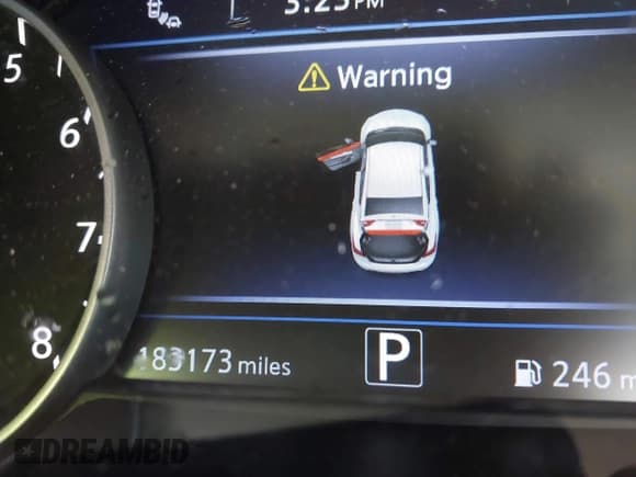 ✅ 2017 Nissan Maxima S • VIN: 1N4AA6AP8HC417480 • Lot: 41995301. Listed on IAAI with 183,173 mi. Free auction sales archive from the USA and detailed vehicle history report at DreamBid. Image 16.